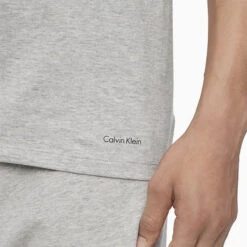 Calvin Klein - 5-Pack Cotton Classics Crew Neck T-Shirt - Wt/Gry/Bk -Men Underwear Store 66200 D 90758.1672438185